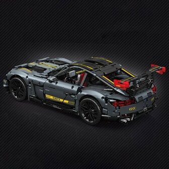 Mould King 13123 AMG GTR