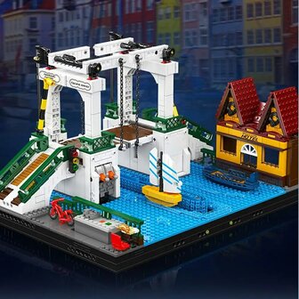 Mould King 16068 Nordic Town Brug