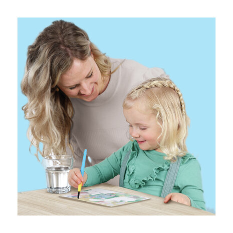 Kleuren met water kleurboek fantasie