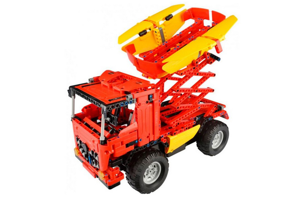 https://www.altoys.eu/Files/10/387000/387123/ProductPhotos/Source/2156522445.png