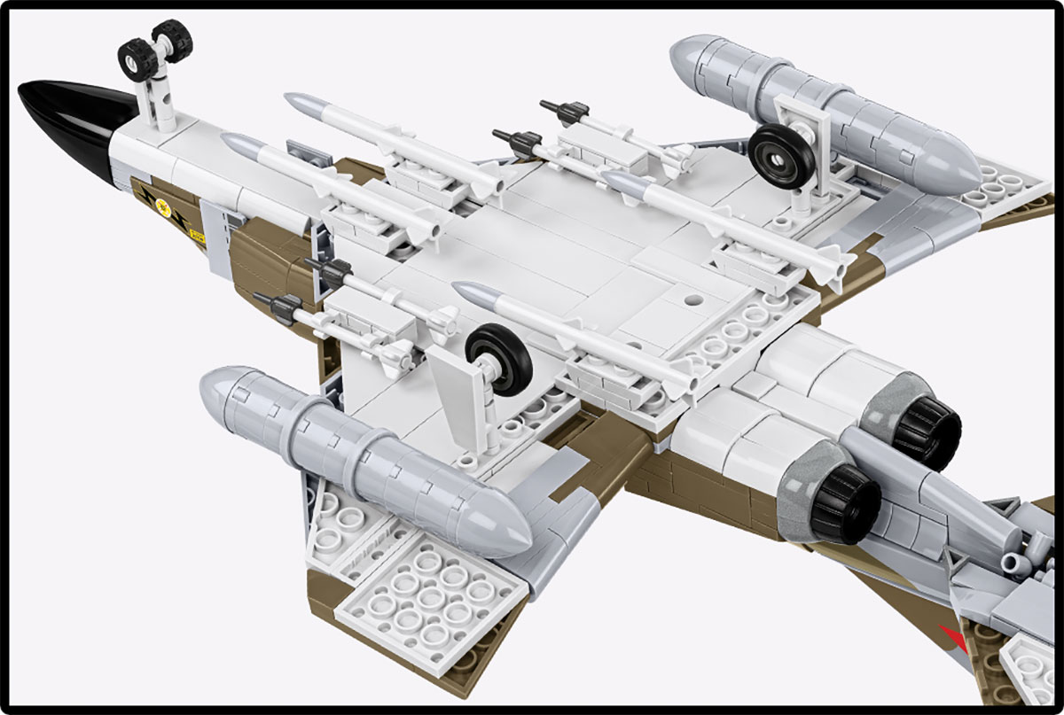 https://www.altoys.eu/Files/10/387000/387123/ProductPhotos/Source/2412177413.jpg
